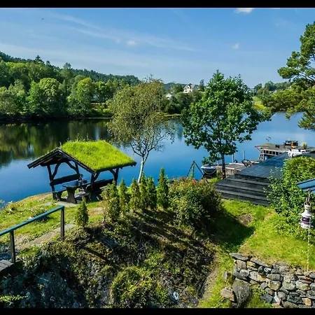 Private Island Amazing Location * Eidsnes