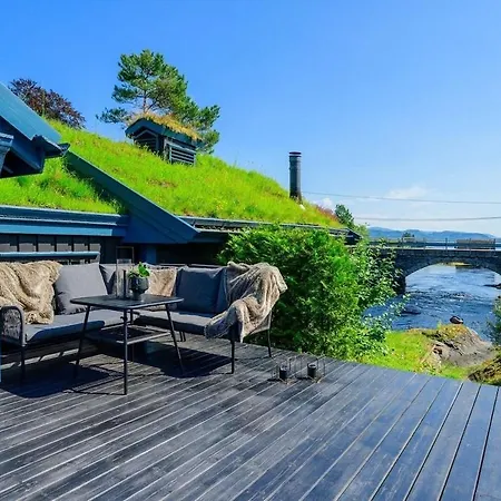 Private Island Amazing Location Chalet