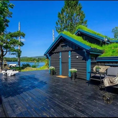 Private Island Amazing Location Chalet Eidsnes